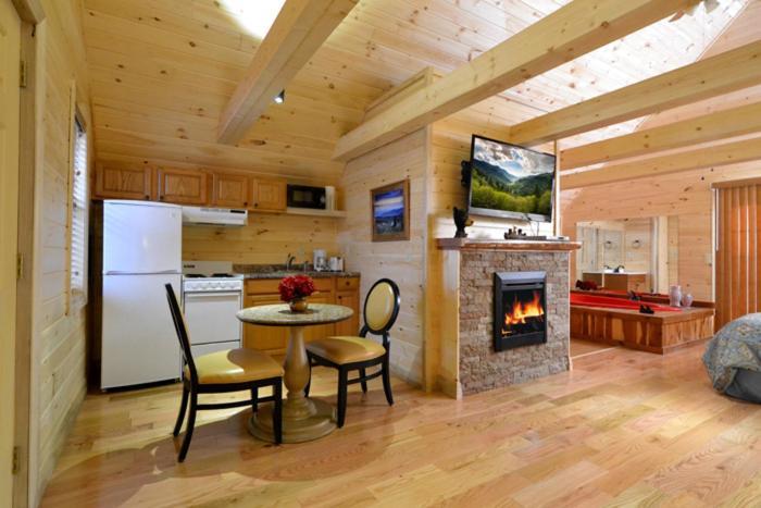 Mountain High Villa Gatlinburg Bagian luar foto